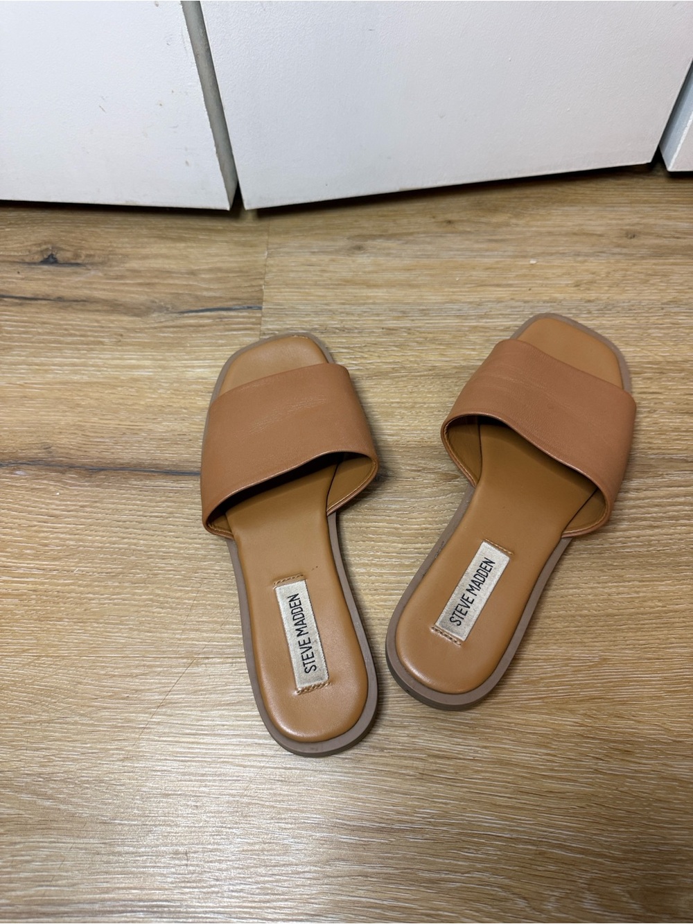 Steve Madden Cognac Slide Sandals